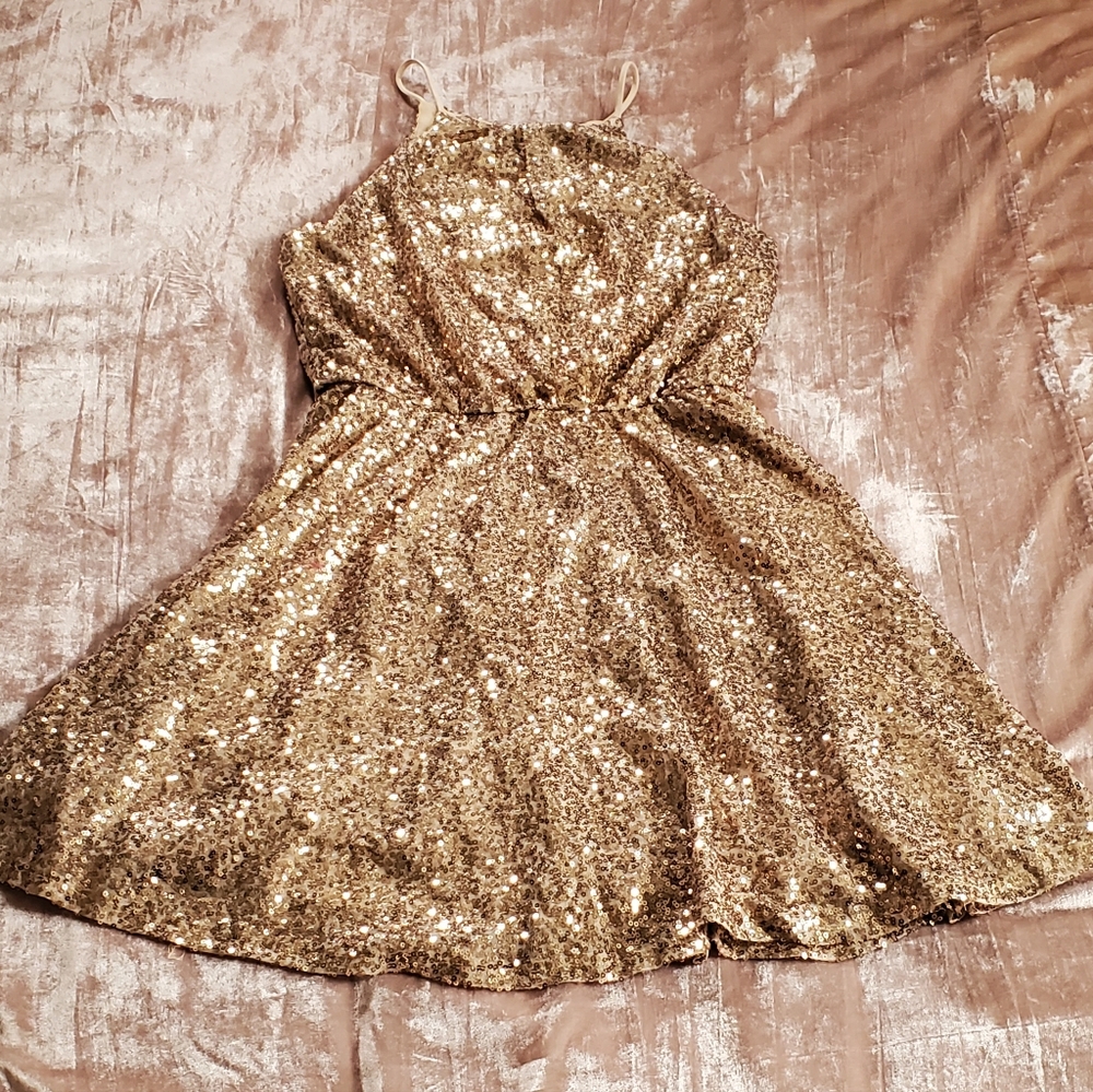 Gold shiny dress S